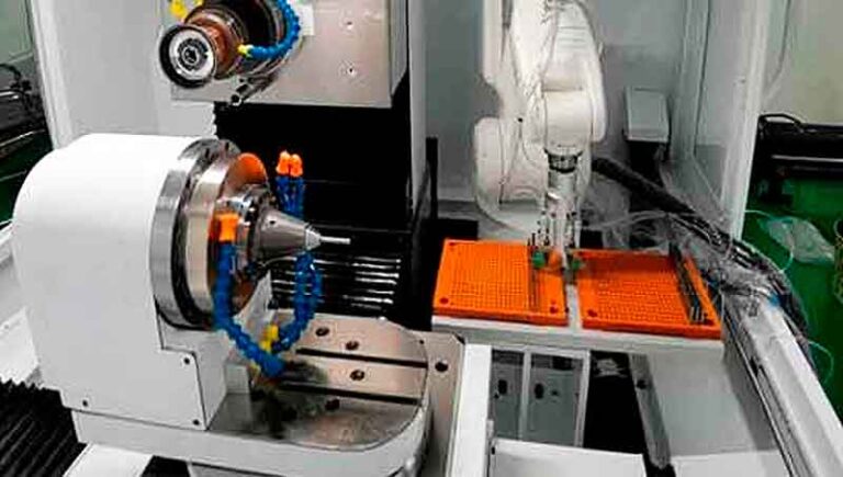 Mecanizado CNC con robot Turin